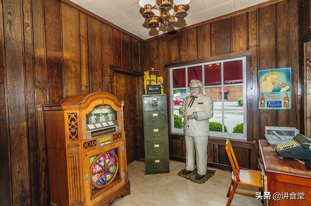 肯德基叔叔和肯德基爷爷,原来肯德基爷爷是这样的