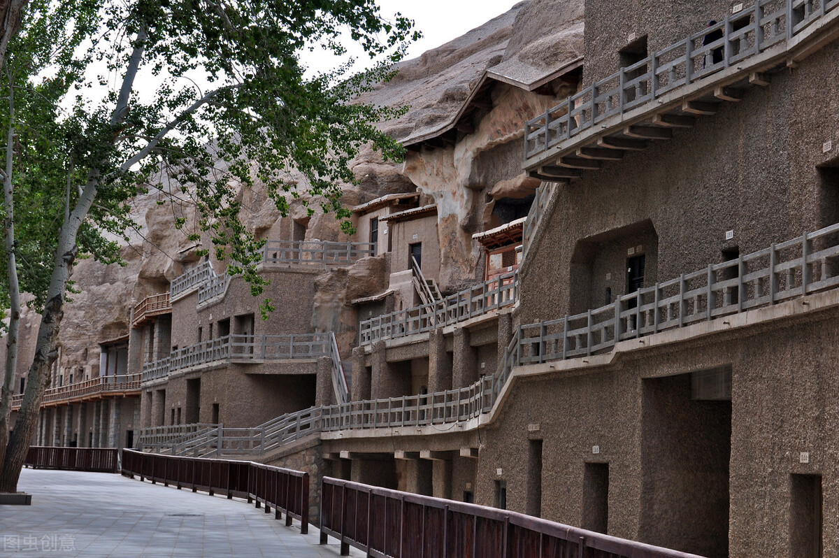 国内最经典12条自驾游线路,国内十大自驾游线路推荐