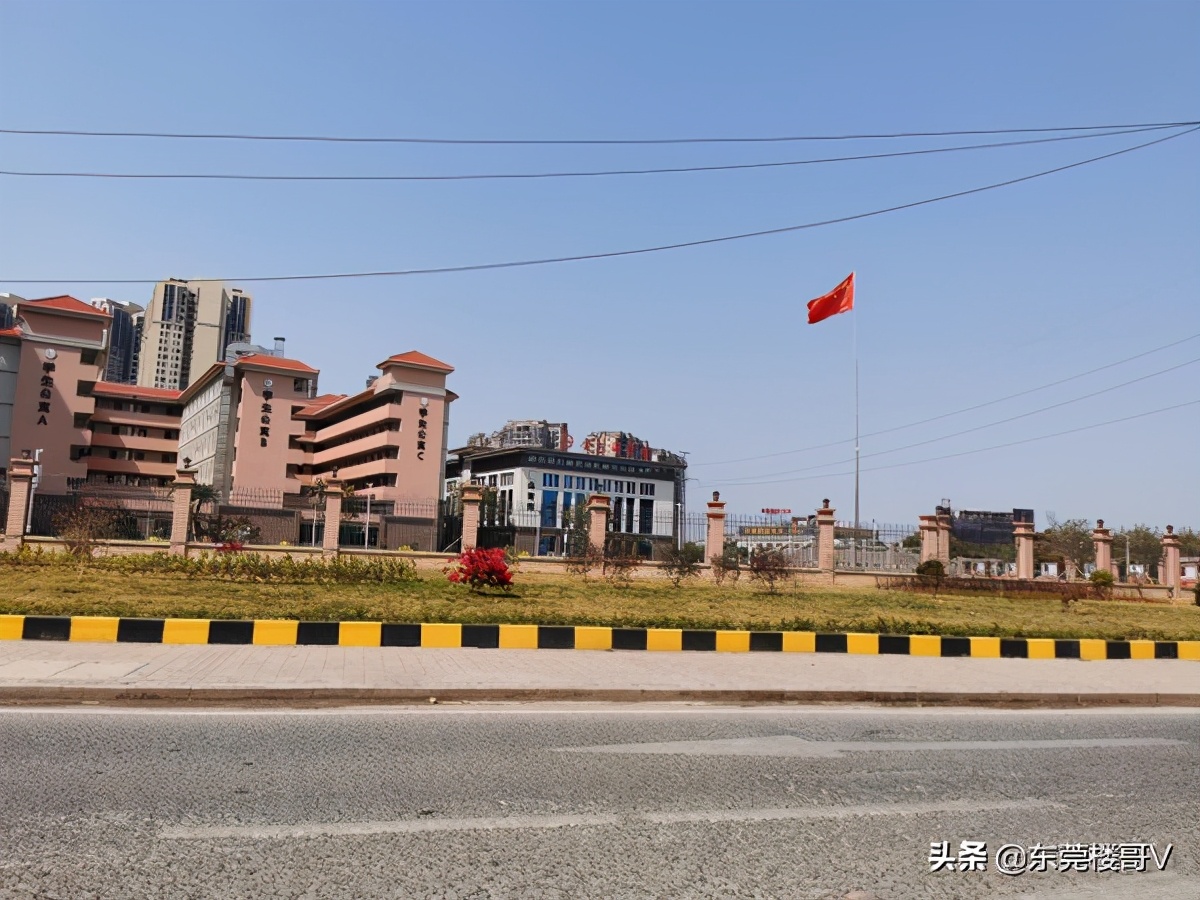 塘厦碧桂园莞佳云麓半山楼面地价,塘厦碧桂园云麓半山属于富人区吗