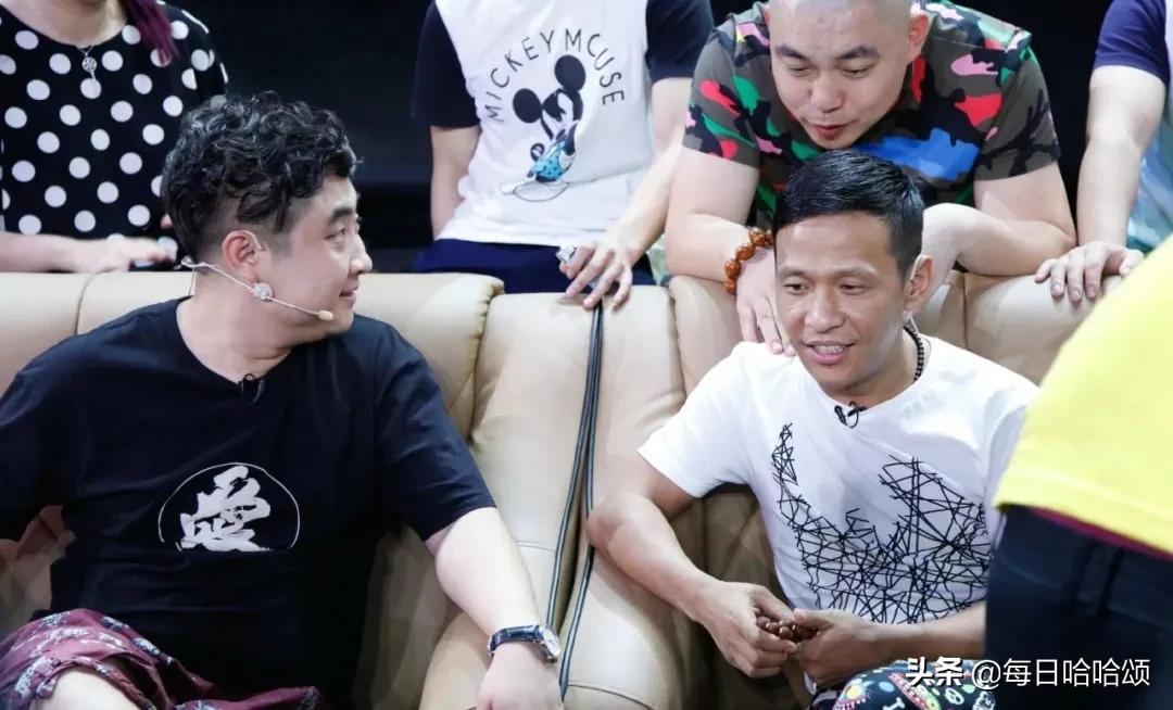 沈腾小时候的照片大全,沈腾小时候挨过打吗