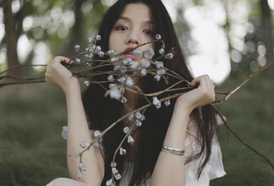 小松菜奈耐看型,小松菜奈气质冷艳