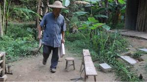 中国老大爷玩短视频,国外获60万粉丝,老外惊呼:这是什么Chinese功夫?