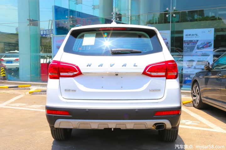 2017款哈弗h6红标1.5t运动版,全新一代哈弗h6到店简要实拍