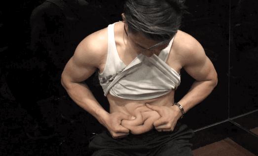 四肢很瘦肚子很大要怎么健身,只有肚子和腿胖怎么减肥