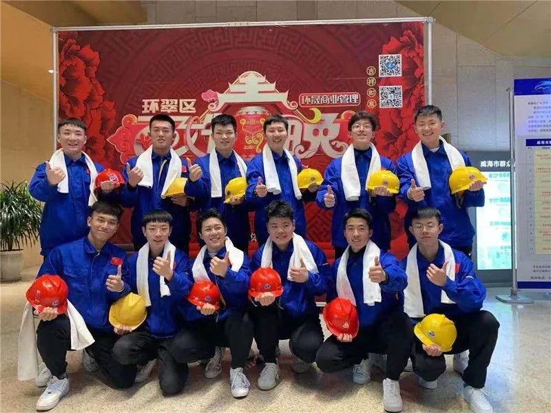 山东铝业职业学院空乘报的人多吗,山东铝业空乘专业礼仪