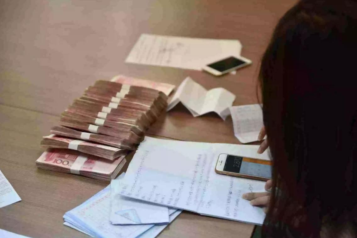 名校毕业年薪有百万,揭秘名牌大学生毕业五年真实工资