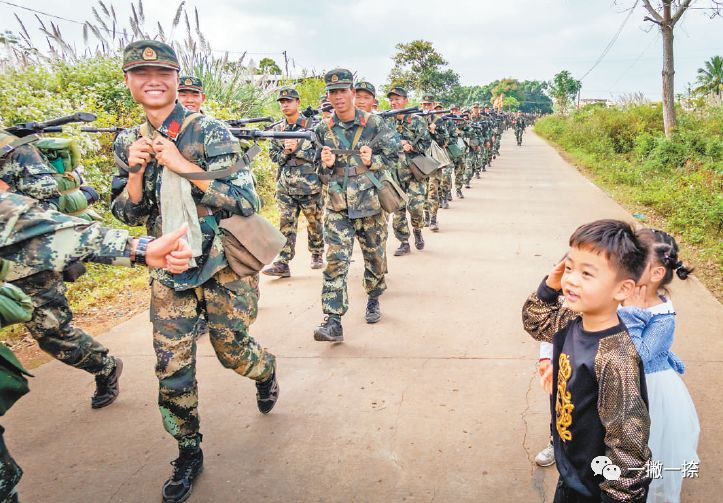 人民日报40年老照片全部,人民日报高质量短片
