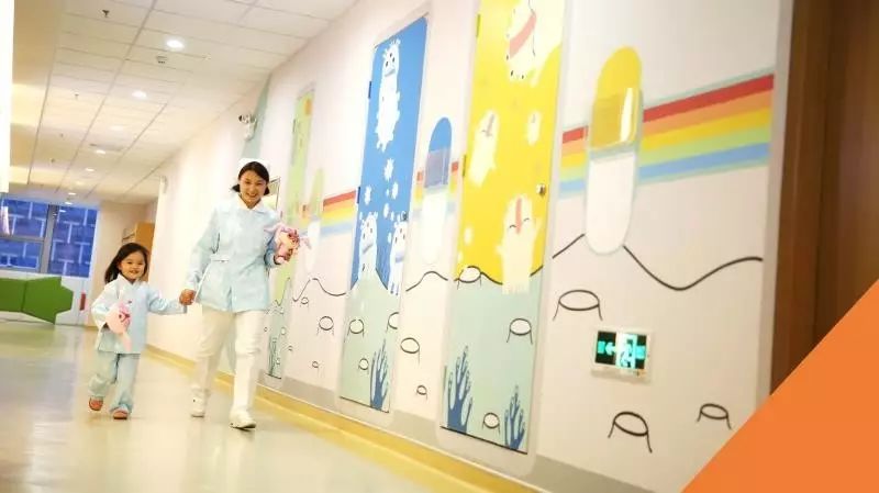 挂号500元/位！声称是武汉最好的医院，网友：武汉有钱人真多