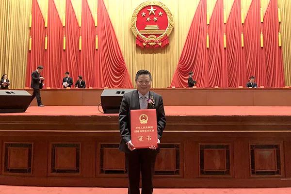 西方不亮东方亮原文,东方不亮西方亮