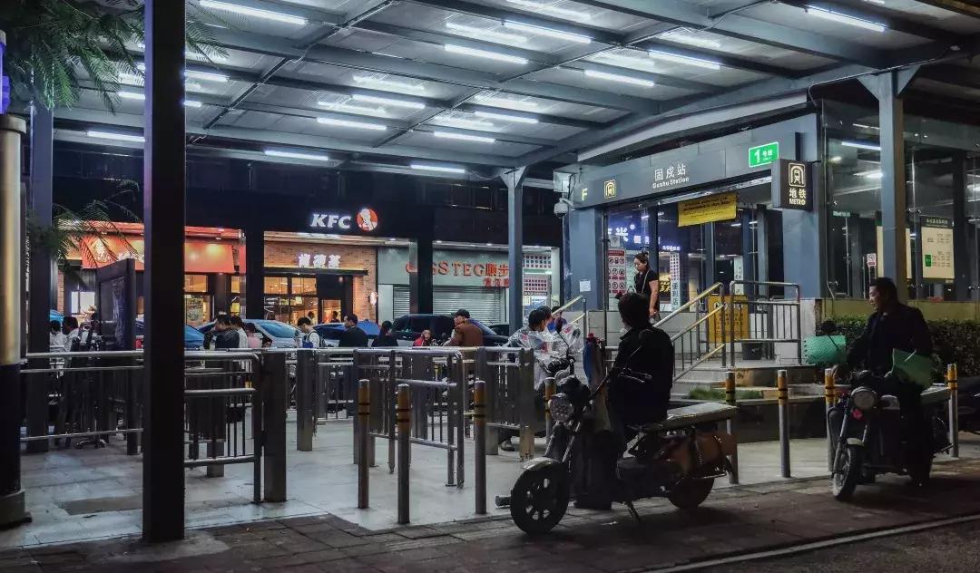 鍥烘垗杩欓噷鍝噷鏈夊ソ鐜╃殑,鍥烘垗鐮佸ご杩欓噷娴蜂笂鏄粈涔堟ˉ