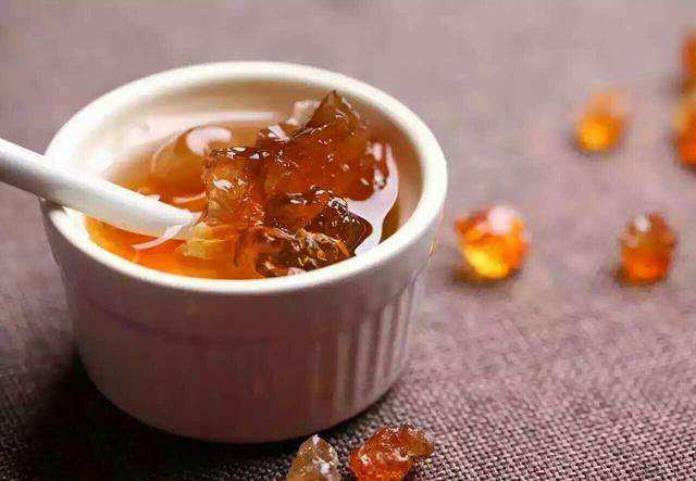 皂角米和桃胶的功效与作用及做法有哪些