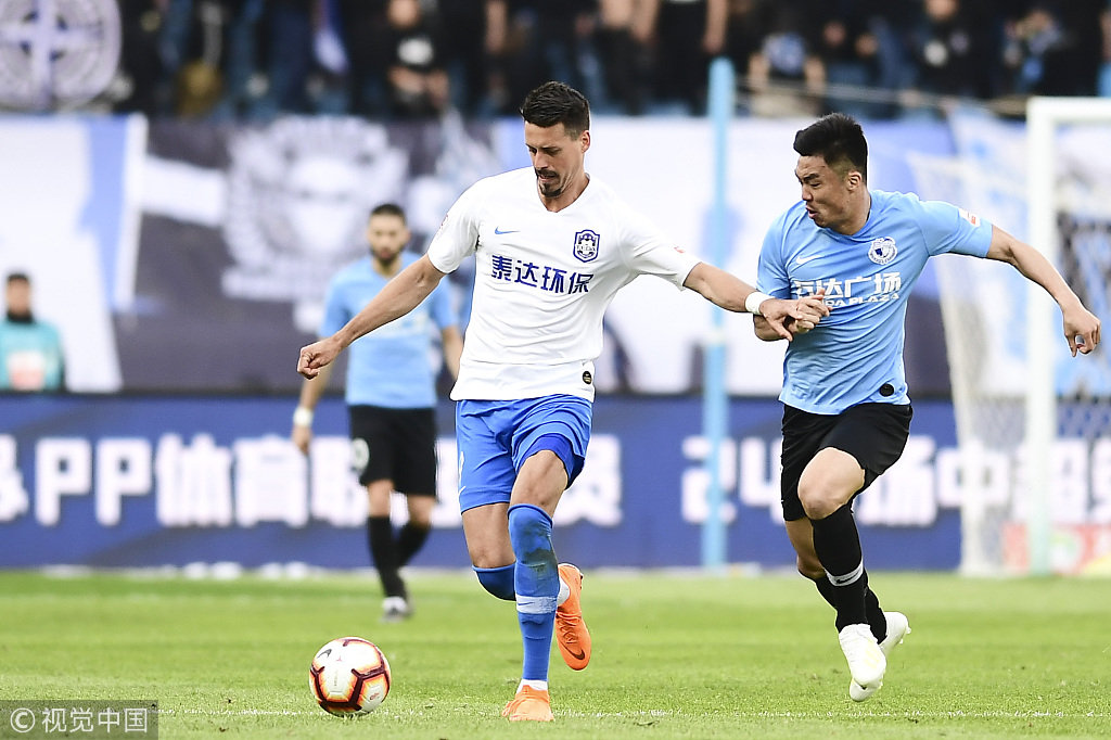 PP深度-大连一方疯狂烧钱还是保级队!昔日足球城没人才了吗?