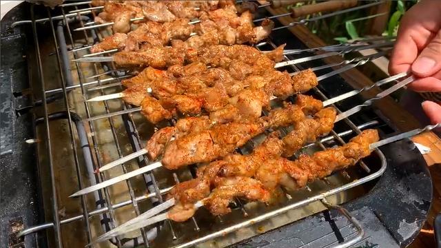 烧烤摊上的烤肉串为啥好吃?秘诀全在腌制上,配方做法详细告诉你