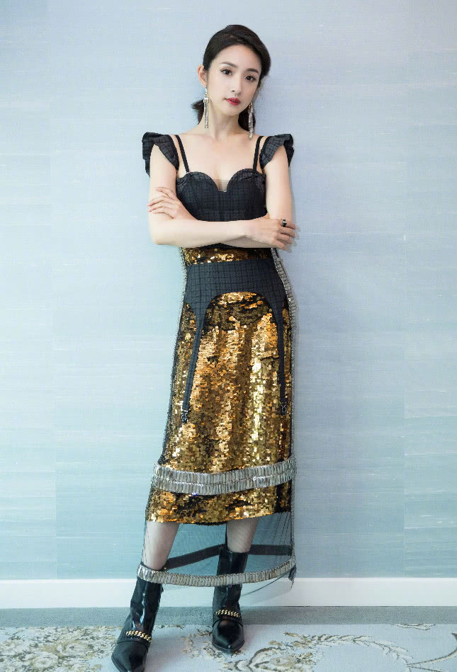 林依晨现场变湘琴,林依晨变身之路