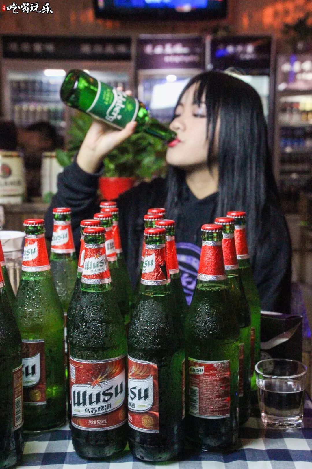 这家深藏在柳州磨滩路的扣子酒吧,扣子酒实在太好喝了