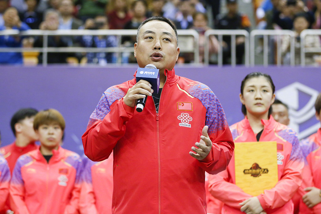 王楠刘国梁捐款,刘国梁回归队员感动