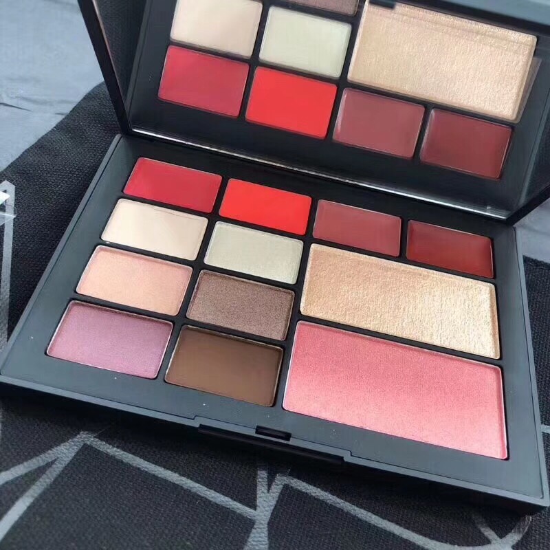 好看的眼影盘排行榜,好看的眼影平价推荐九宫格