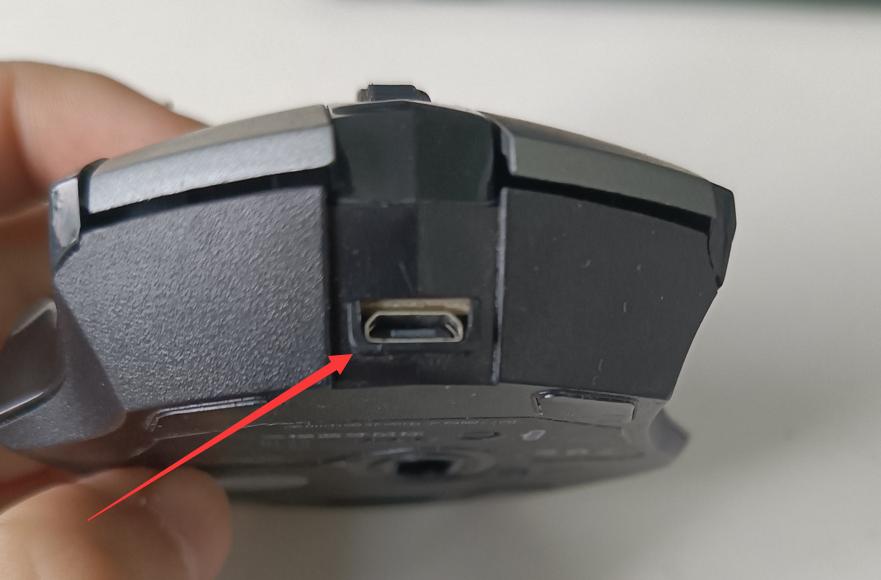 鼠标为什么没有typec充电口,鼠标换typec线