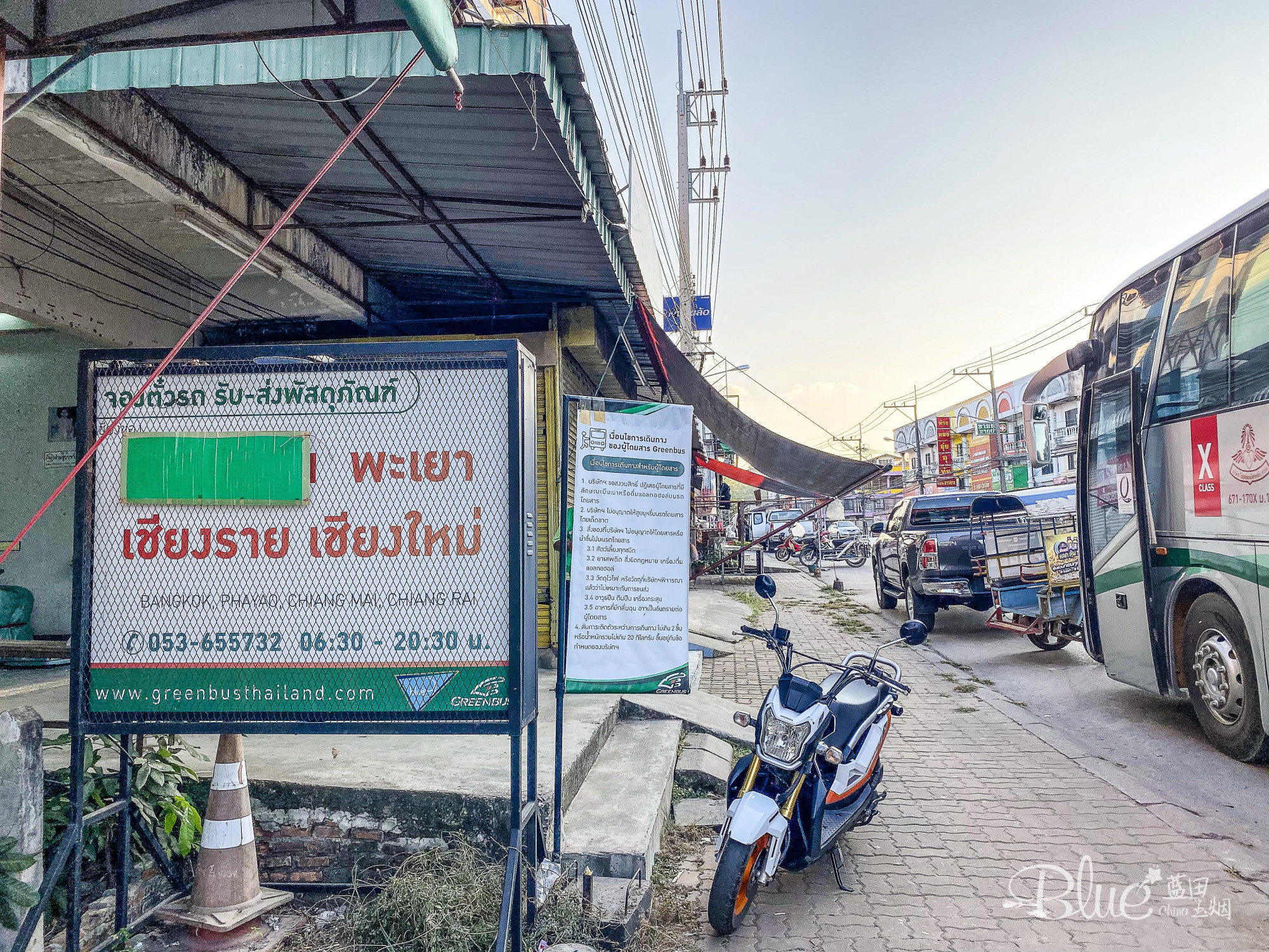 泰国旅行攻略，如何在清迈购买去清孔的车票，巴士小姐姐还很漂亮