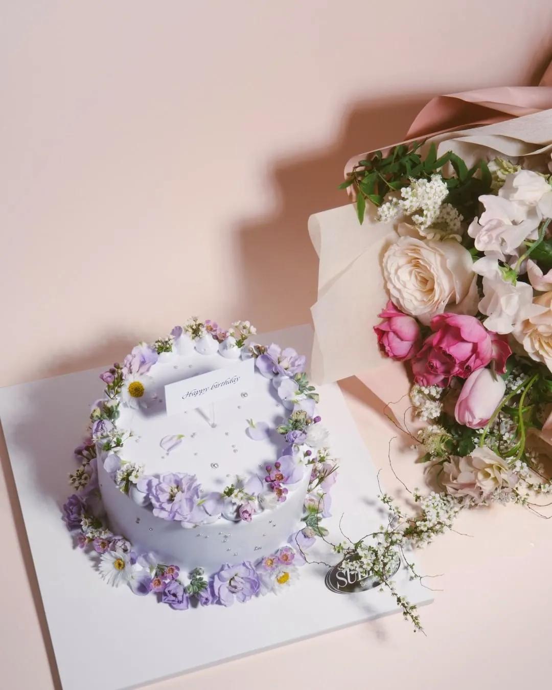 六种不同口味母亲节蛋糕,哈尔滨母亲节蛋糕款式最新图片