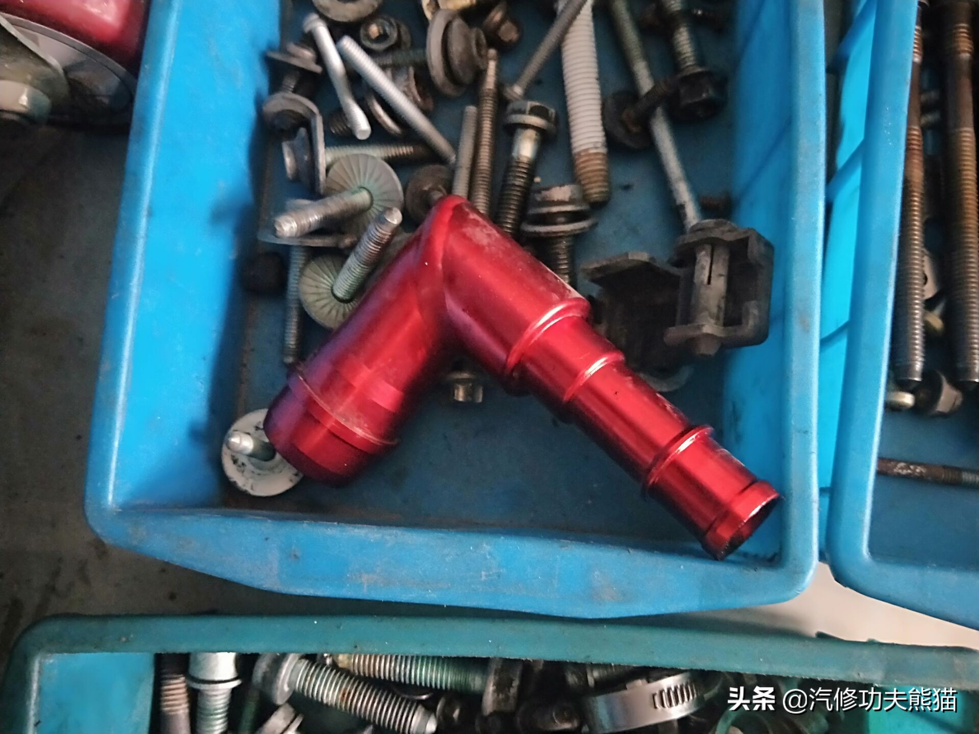 奥迪a61.8发动机大修费用,老款奥迪a6六缸发动机大修全过程