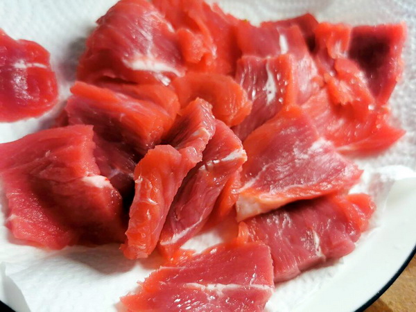 6月的笋怎么吃,八月笋怎么焯水