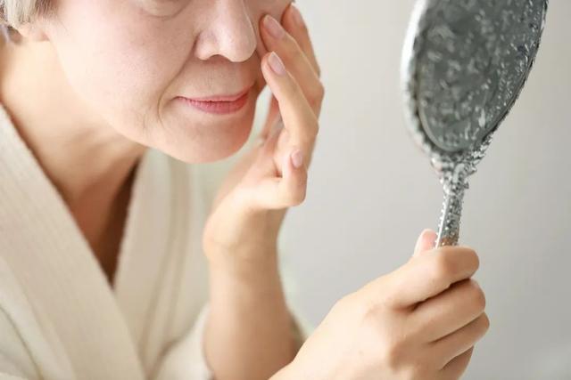 40岁女人应该学的美容护肤大法,40岁以上女人用什么护肤抗衰老