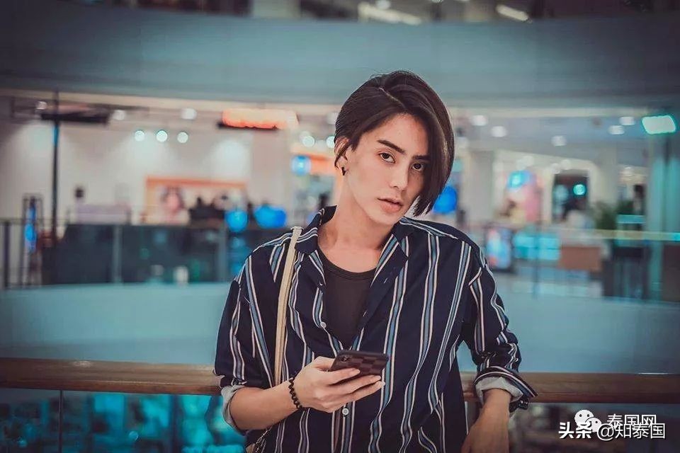 男女之间任意切换？泰国变性人选美冠军突然决定“变回男儿身”！