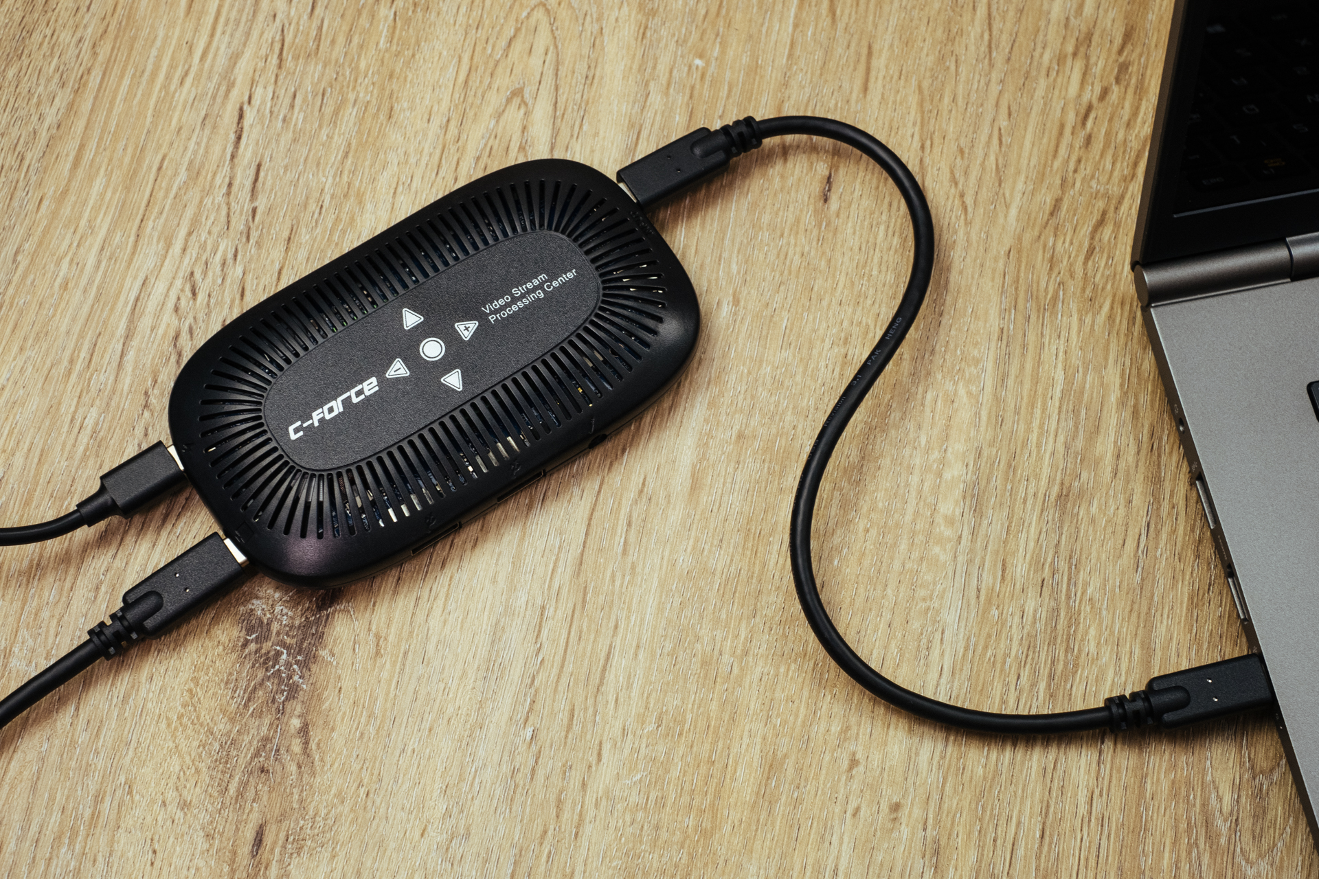 为什么我会回购C-FORCE便携屏，CF015C是一块务实的拓展屏吗？