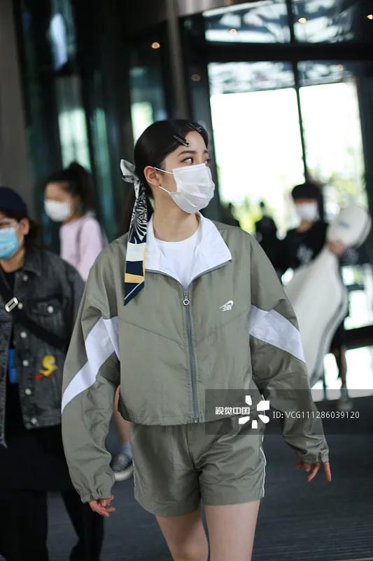 女明星新式国风穿搭,女明星氛围感穿搭私服