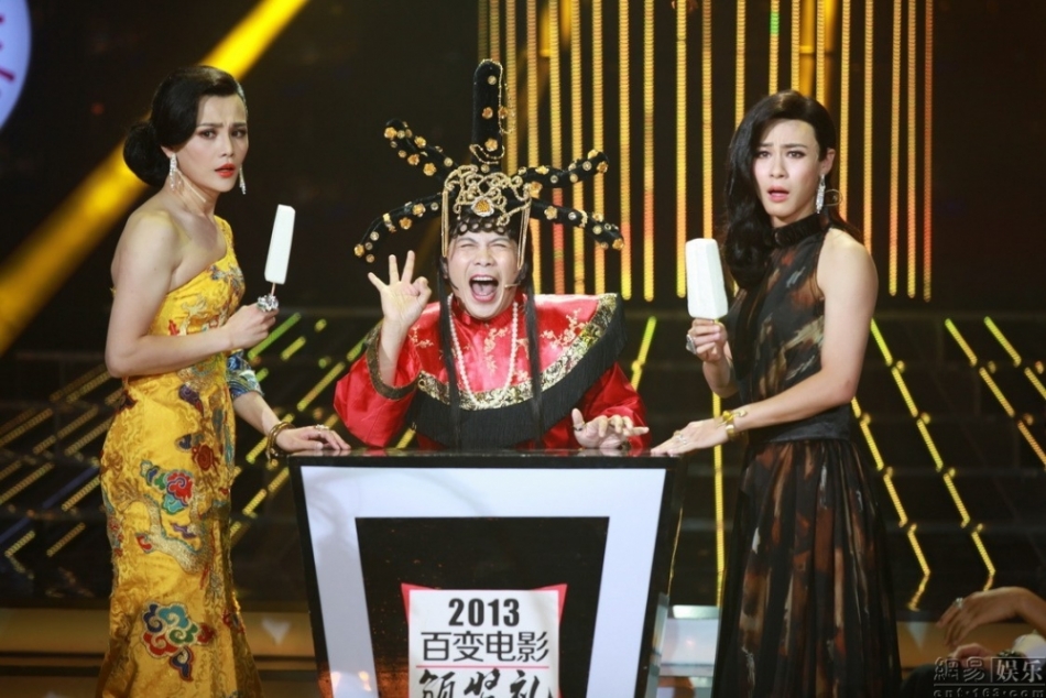 网传为新女友一掷千金，文章发博否认恋情，拖出一个隐藏的明星班