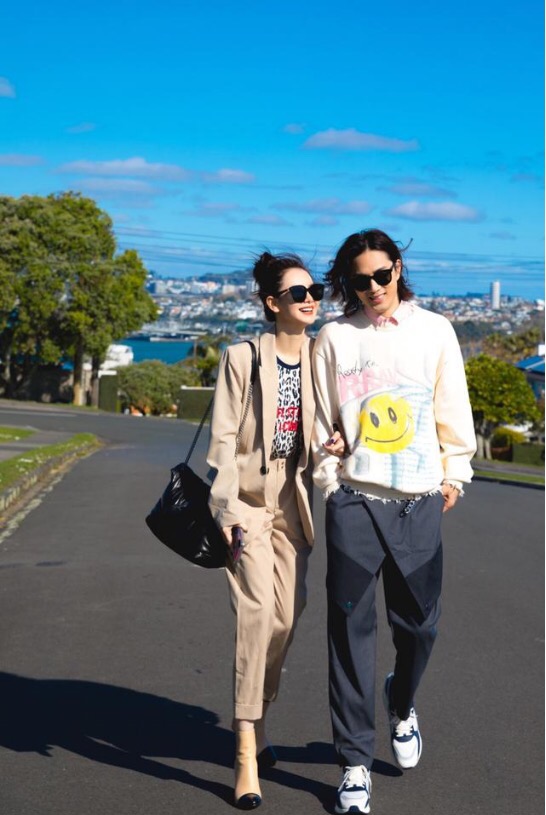 正装西装怎样搭配才显得柔和,西装要怎么搭配穿起来才好看