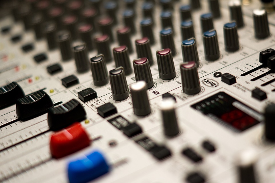 什么是高品质音质,混音母带工程师