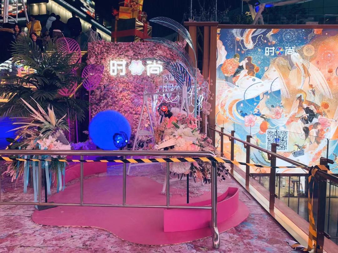 莱迪广场地址,你好再见英语歌