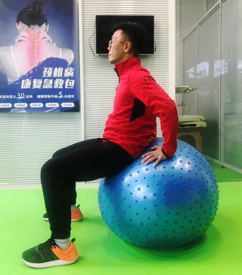 世界脊柱日别再忽视脊柱问题,一套很实用的腰椎病自我矫正方法