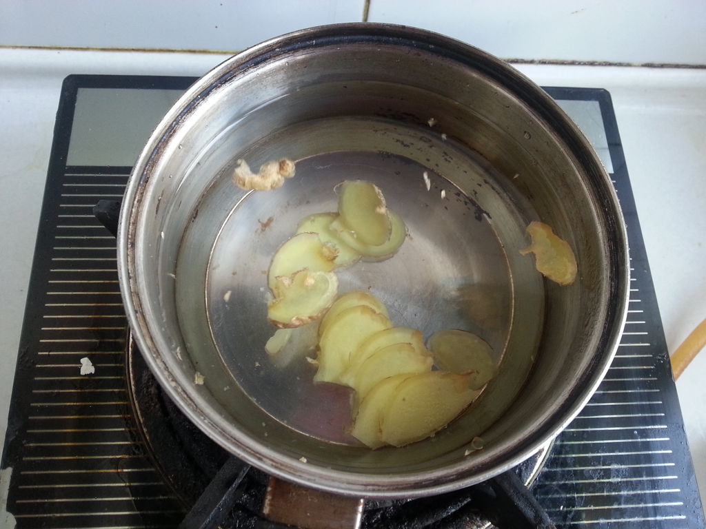 控油好不伤头皮的好洗发水,为什么有的洗发水用了头皮特别多