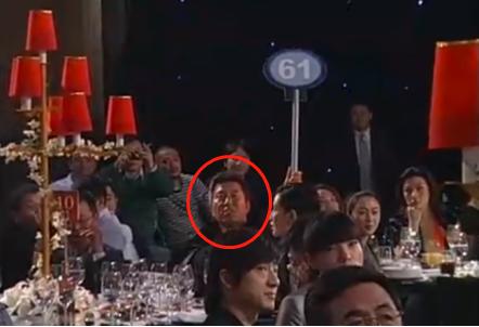 李亚鹏负债什么原因,李亚鹏为何负债