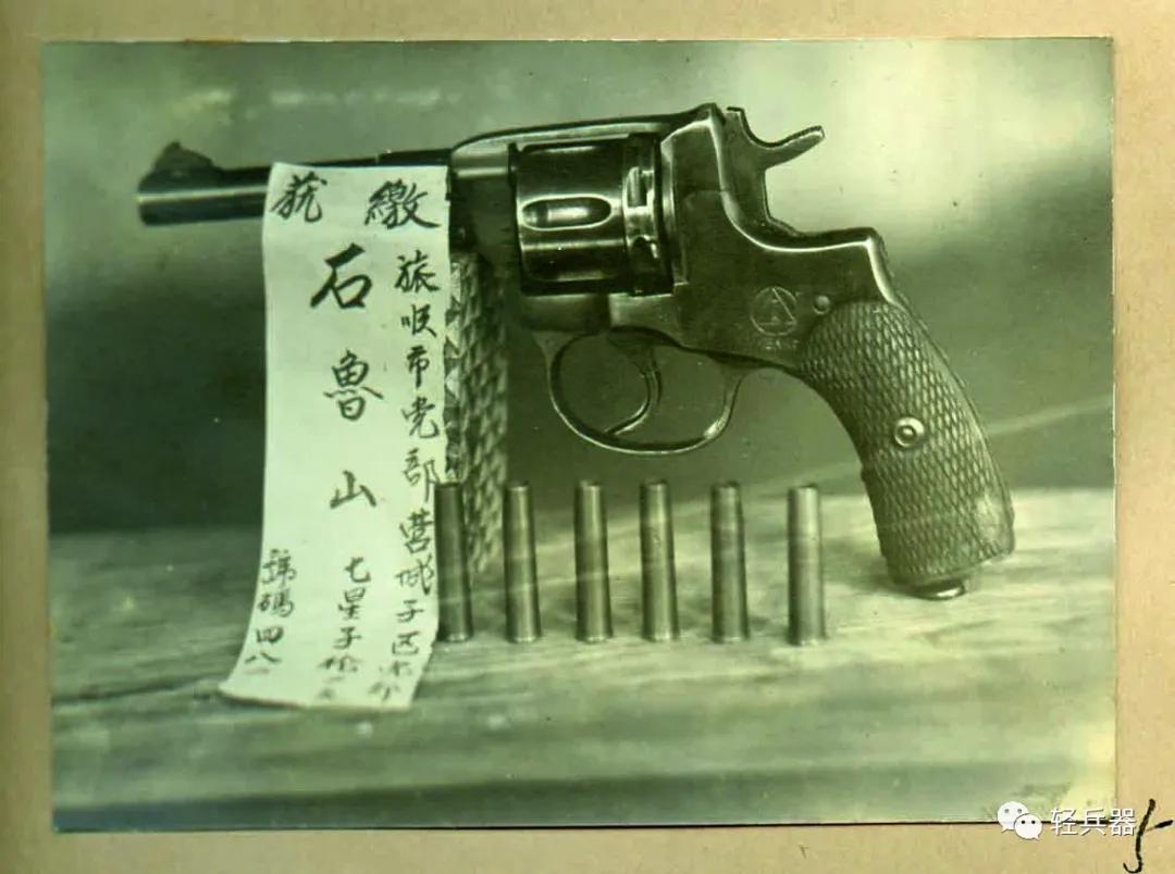 警队枪械装备,警队装备