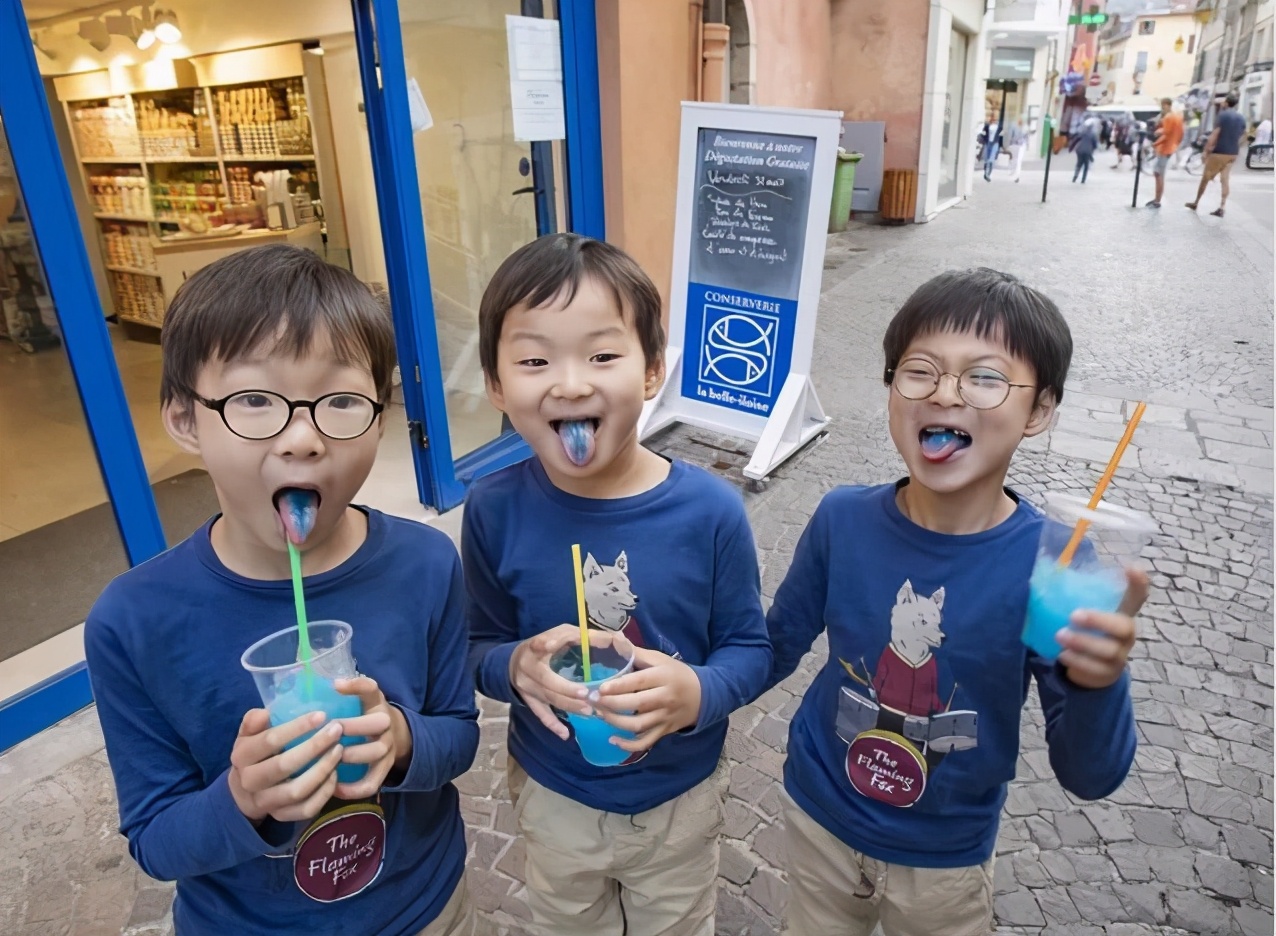 表情包男孩民国长大了,表情包小男孩宋民国素材