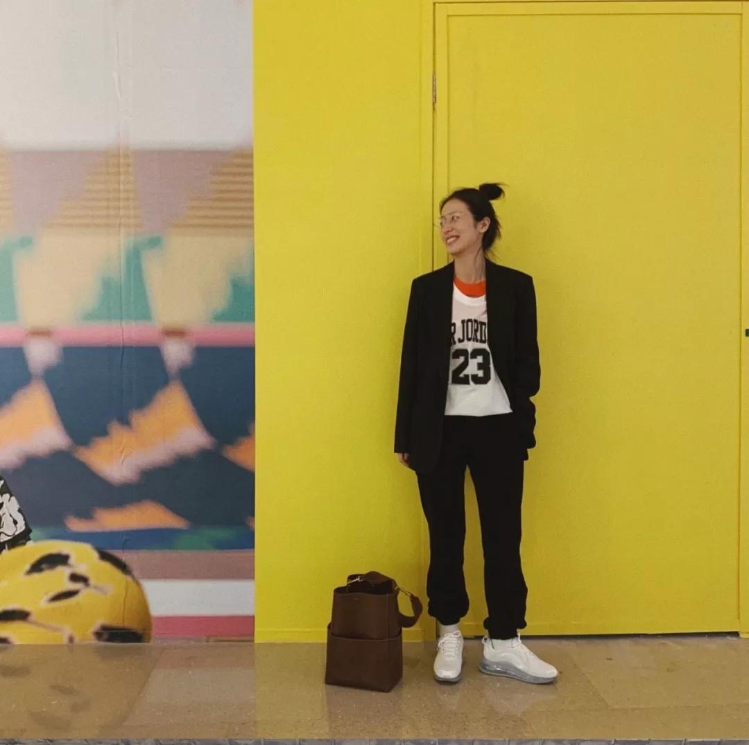 哪个女明星日常衣品最好,最近女明星衣品