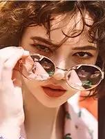 11/08来左边跟我一起画个龙，右边画一道彩虹