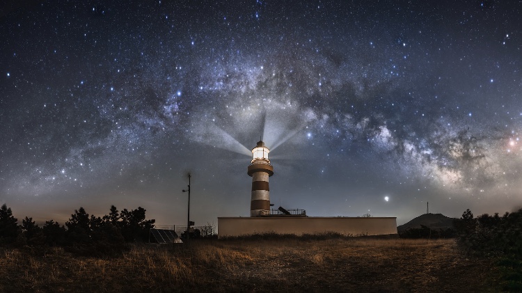 用宁静与壮阔，凝固流逝的时间|天际之帆