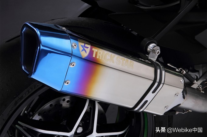 亲身体验梦幻星的IKAZUCHI系列摩托车排气管的无限力量