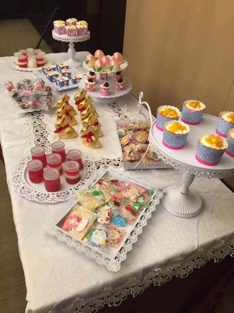 我陪女儿做烘焙年入20万女儿上了报我也成网红