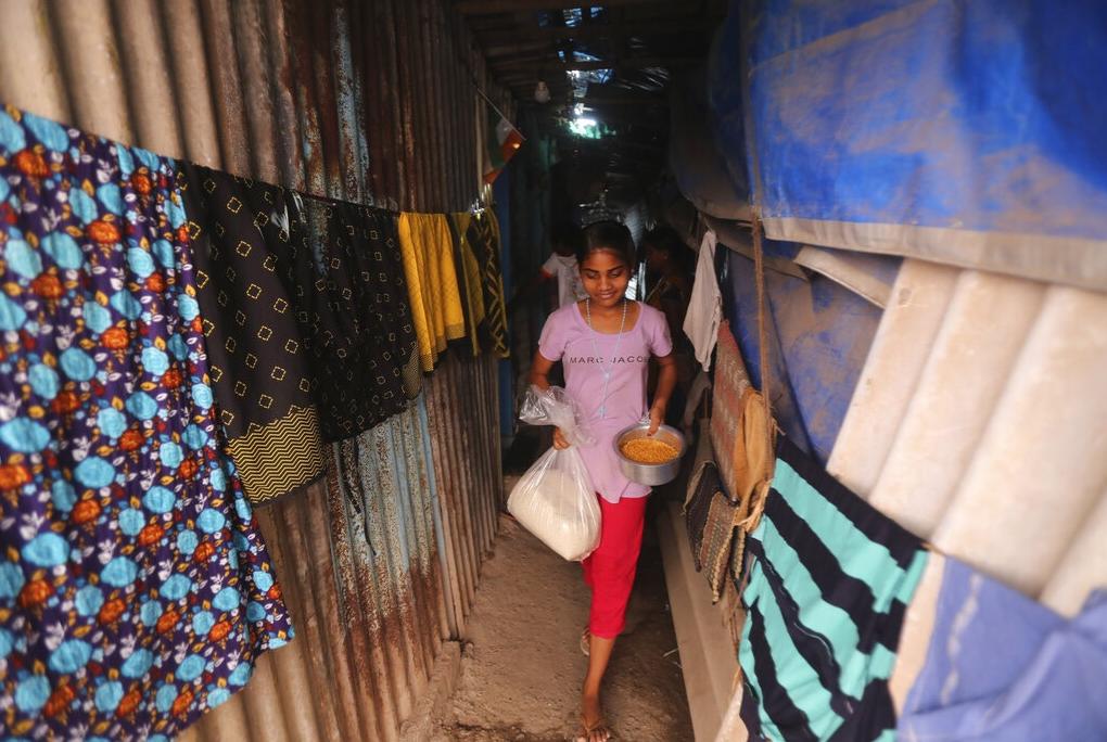 这个国家感染人数可能破5亿，上千万人或丧命