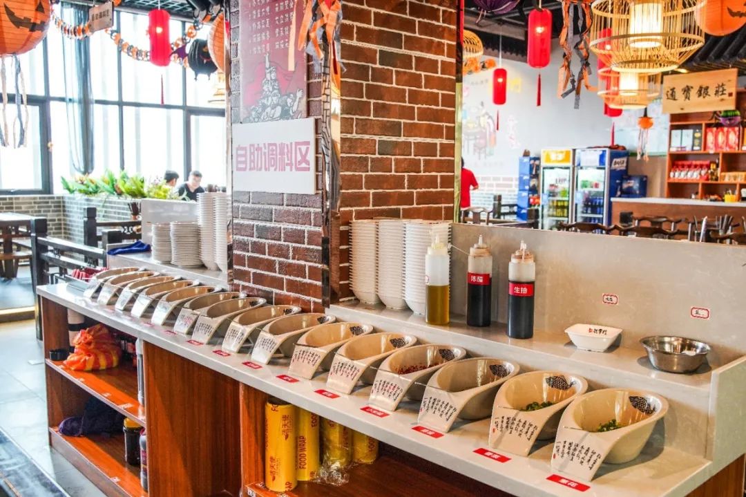 吃地道成都老火锅满满的巴蜀风格,正宗巴蜀味道火锅