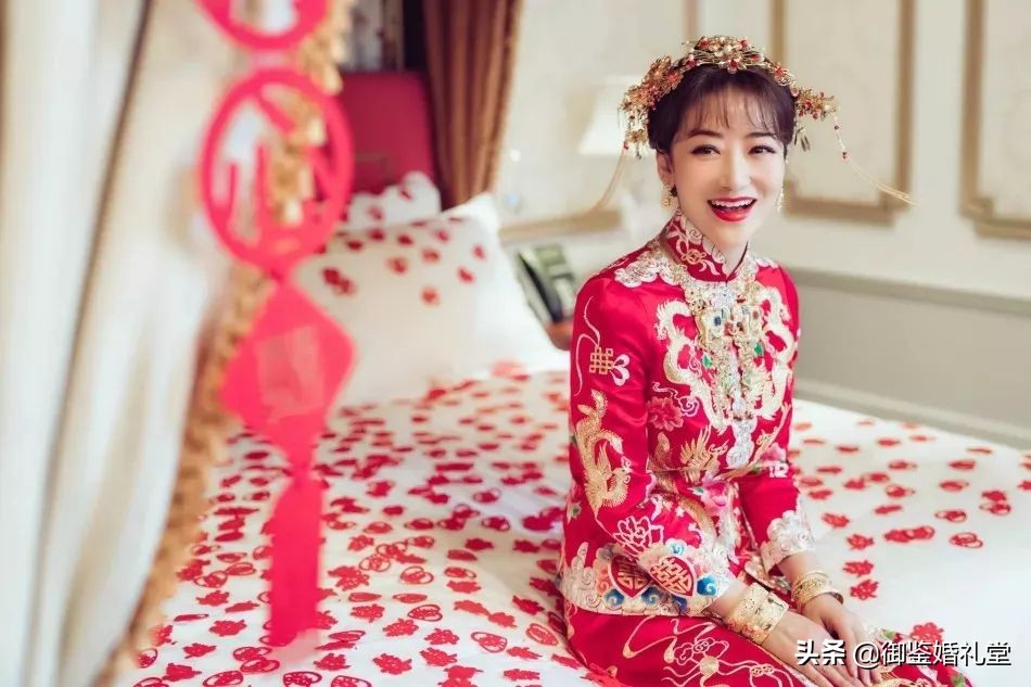 婚礼贴喜字有什么讲究,婚礼当天喜字该贴哪些地方