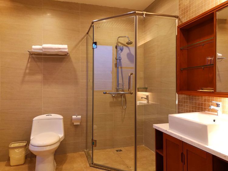 清远佛冈温泉房间带私人泡池,清远山景私人温泉别墅