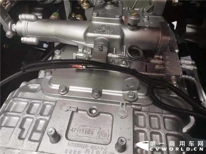 三一重卡牵引车军亮版有导流罩吗,三一重卡军亮版功能介绍