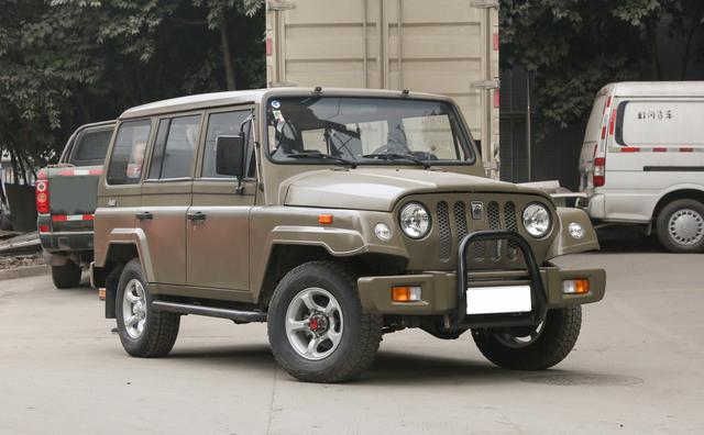 北汽战旗汽车加长版,北汽制造全新战旗